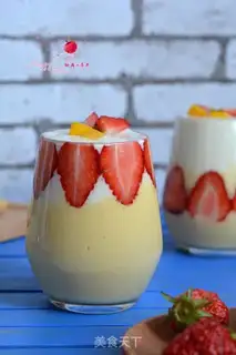 Make Strawberry Mango Smutcher step 8