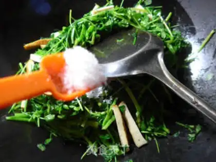 Make Scrambled herb seeds step 7