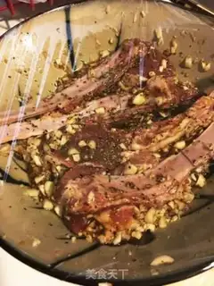 Make Black pepper garlic roast lamb chops step 4