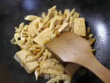 Make Ray cooks old tofu step 8