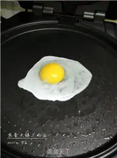 Make Egg ham sandwich step 2