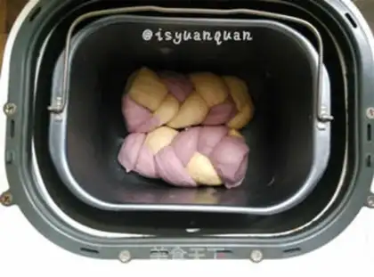 Make Double-coloured pancreas step 6