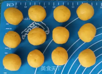 Make Homemade milk yellow bag step 12