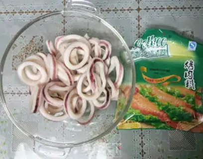 Make Orléans roasted squid step 1