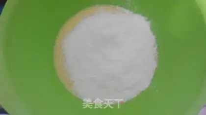 Make Cow twirling cake step 3