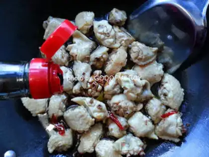 Make Chicken wings in sauce step 3