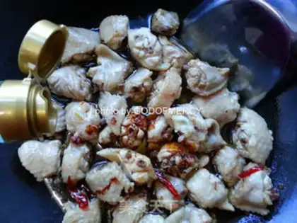 Make Chicken wings in sauce step 4