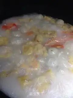 Make Fresh fish head soup step 1