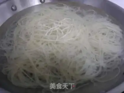 Make Hot noodles step 6