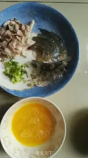 Make Shrimp sauce fried rice step 1