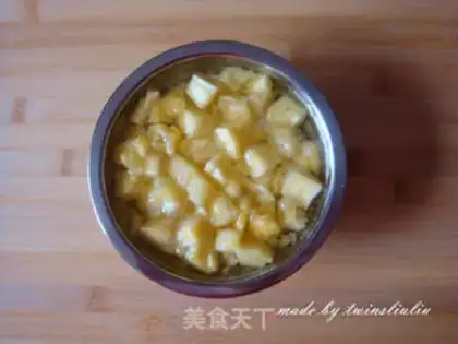 Make Pineapple rice step 3