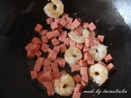 Make Pineapple rice step 6