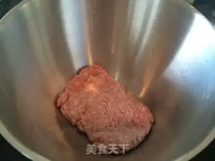 Make Porkball cabbage soup step 0