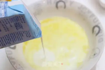 Make English bread pudding step 4