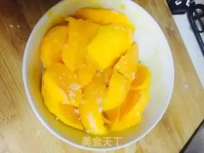 Make Mango smoothie step 1