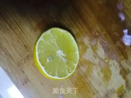 Make Mango smoothie step 2