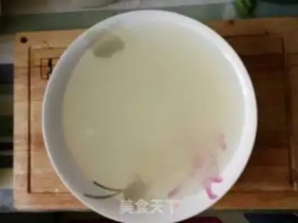 Make Pumpy clam soup step 1
