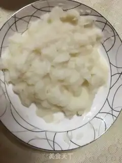 Make Blueberry potato milk meds step 0