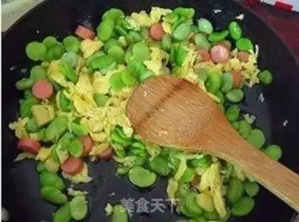 Make Scrambled eggs step 4