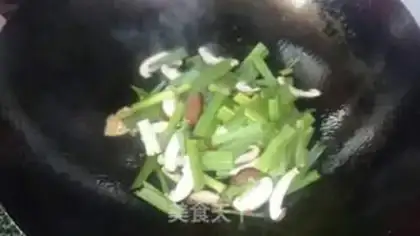 Make Garlic fried meat step 3