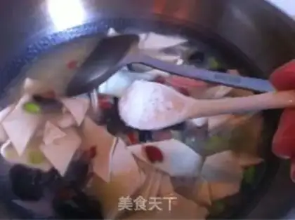 Make Three soup leaves step 10