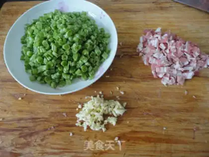Make The last four seasons of olive meat step 1