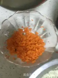 Make Four seasons of bean fried meat step 7