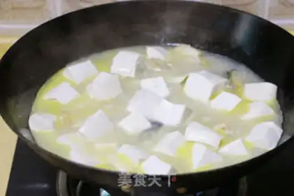 Make Catfish tofu soup step 14