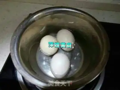 Make Garlic eggs step 0