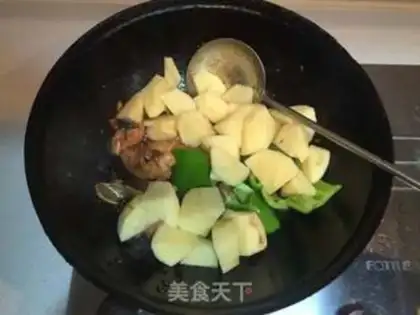 Make Potato mushroom chicken step 7