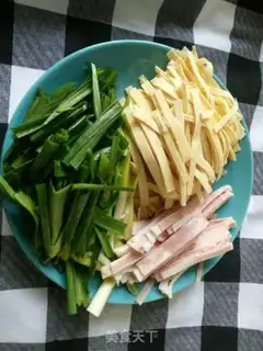 Make Bacon garlic makes leaves step 1