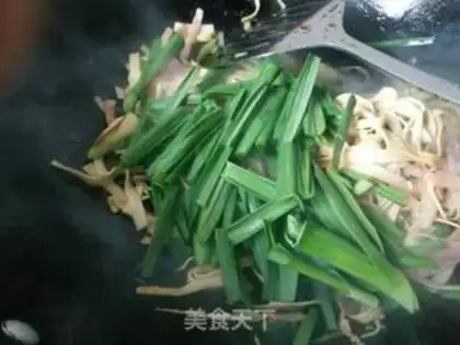 Make Bacon garlic makes leaves step 4