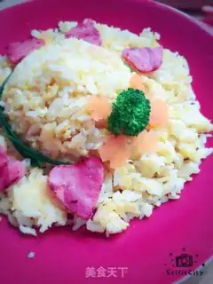 Make Straw hat, egg fried rice step 7