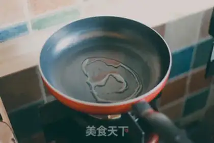 Make Chinese noodles step 1