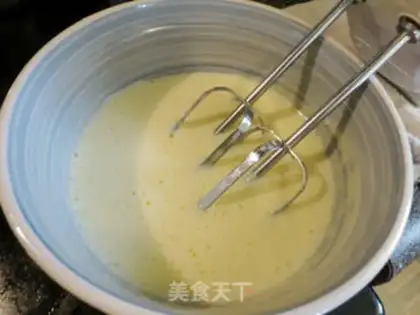 Make Strawberry Madeleine step 0