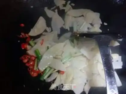 Make Spring fried meat step 3
