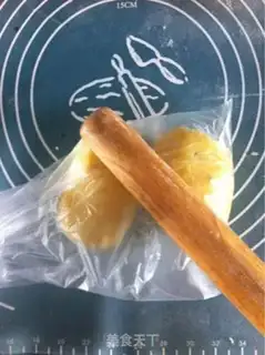 Make Roasted cheese mashed potatoes step 1