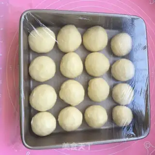 Make Milk coconut snack step 3