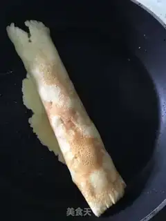 Make Egg banana burrito step 5
