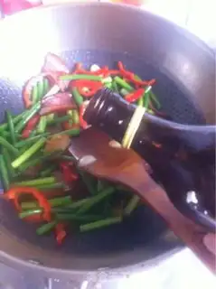 Make Garlic pork step 8