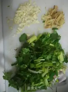 Make Celery fried fish step 2