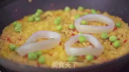 Make Spanish seafood step 6
