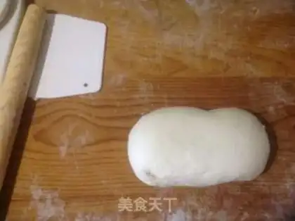 Make The embroidery bun step 0