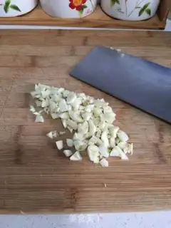 Make Clear the Dutch beans step 1