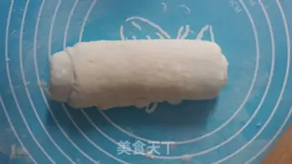 Make The embroidery bun step 3