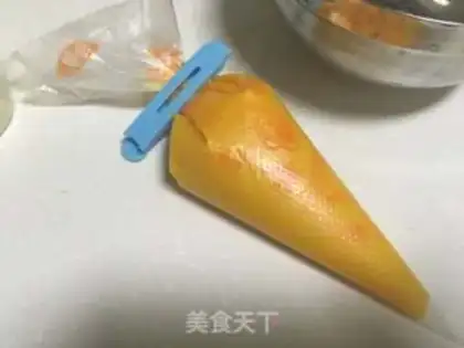 Make Mango hearted cheesecake step 3