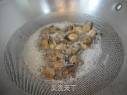 Make Fried eggs step 4