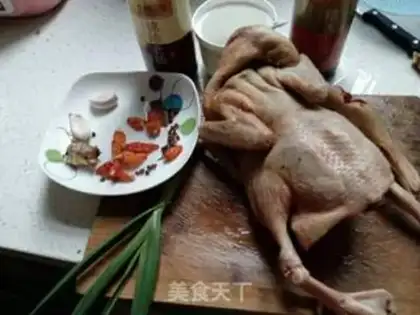Make Sandpot, beer duck step 0