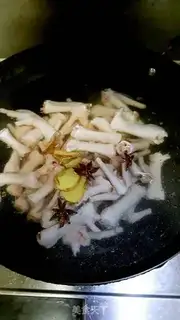 Make Puff chicken feet step 1