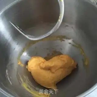 Make Carrot apple cheese bag step 1